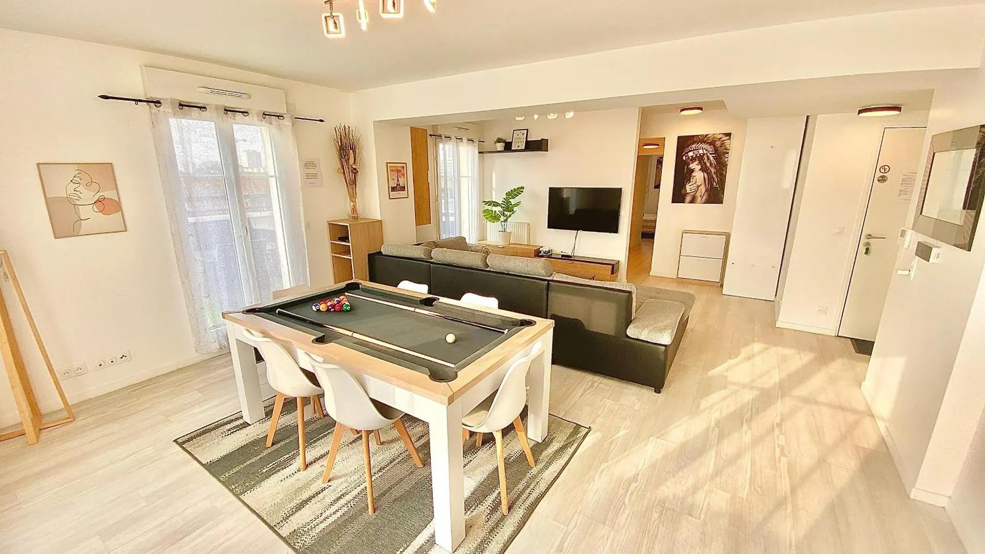 Le Prestige Terrasse-Cocon Familial Cosy, Billard & Jacuzzi Avec Vue Sur Paris Apartment Le Blanc-Mesnil